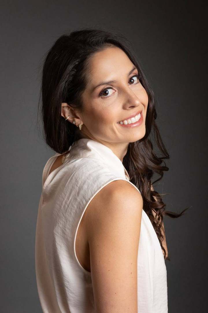Sofi Ostos, agente de seguros